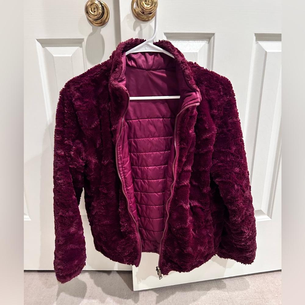 The North Face reversible fleece winter girls jacket. Maroon